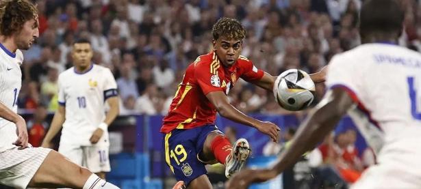 RAYBET- 梅西新赛季技艺秀让对手无奈让球迷至嗨 