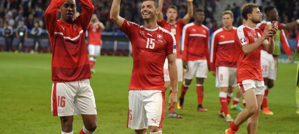 雷竞技-德布劳内关键节点赛事规则更新，瑞士队带队取胜！的简单介绍