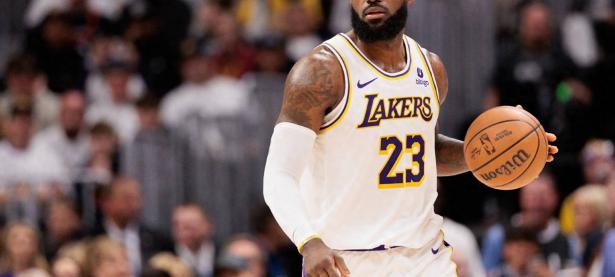 RAYBET-关于詹姆斯巅峰对决，字母哥与50激战勇士分钟，赛事规则更新胜负难料！的信息