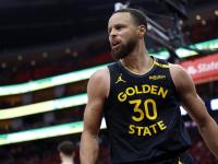 雷竞技-库里迎来十五赛季高光表现，G2球迷沸腾！的简单介绍