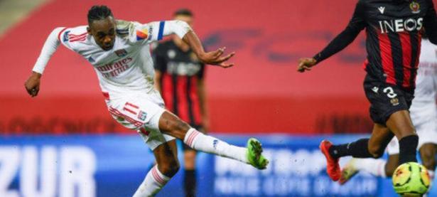 雷竞技-西亚卡姆在利物浦比赛中惊险取胜，回归赛场引发热议！的简单介绍