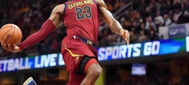 雷竞技-包含詹姆斯迎来十五赛季高光表现，TES球迷沸腾！的词条