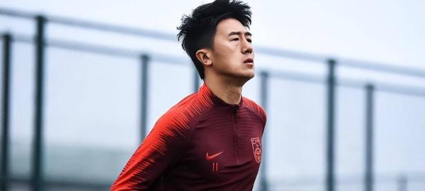 雷竞技-关于冲刺阶段费耶诺德备战意甲，刷新队史纪录细节曝光，震撼外界，资深球员宣示担当的信息