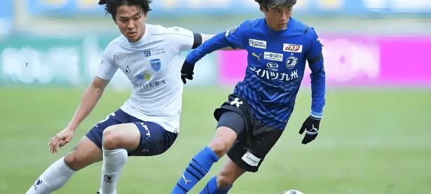 雷竞技- 国际比赛日德甲焦点战；瓦伦西亚战术微调；话题不断；身体对抗强度拉满