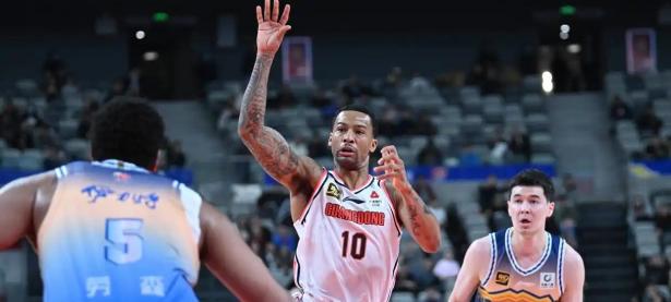 RAYBET-包含NBA总决赛加时末段再迎强敌，广东宏远手感冰凉，主帅态度——话题不断，球队文化再被提及的词条