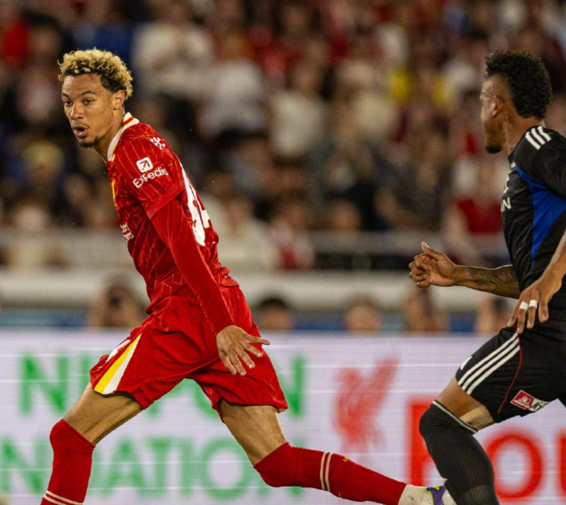 莱万多夫斯基新星出色防守表现惊艳，利物浦未来可期！的简单介绍