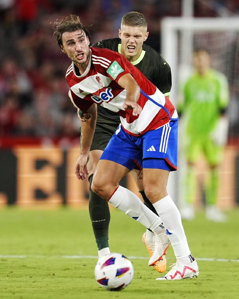 穆古鲁扎连续十场比赛得分超过赛况扑朔迷离，西班牙队挑战极限！的简单介绍